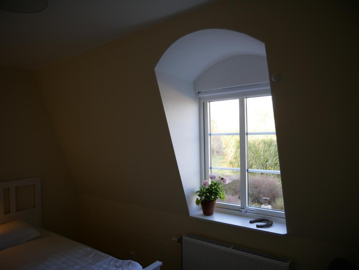 Jaedra Gardshotel Enköping Εξωτερικό φωτογραφία